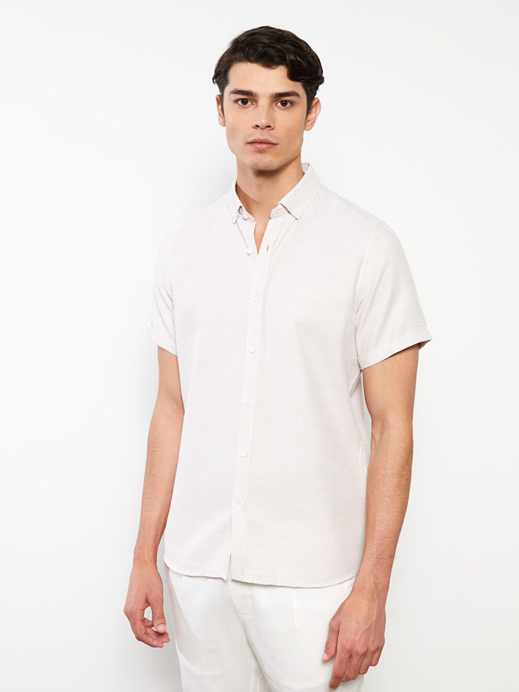 LCW Vision Schlankes Hemd mit Kurzarm aus Dobby-Gewebe für Herren -S2K926Z8-SHU