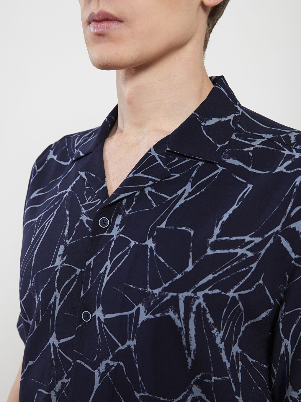 Lacivert Rahat Kalıp Kısa Kollu Erkek Gömlek-3