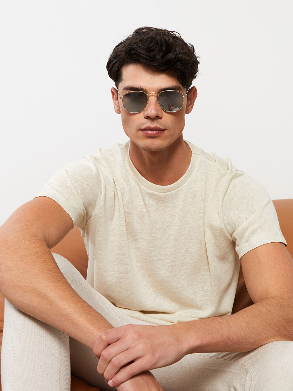 Bej Bisiklet Yaka Kısa Kollu Erkek Tişört