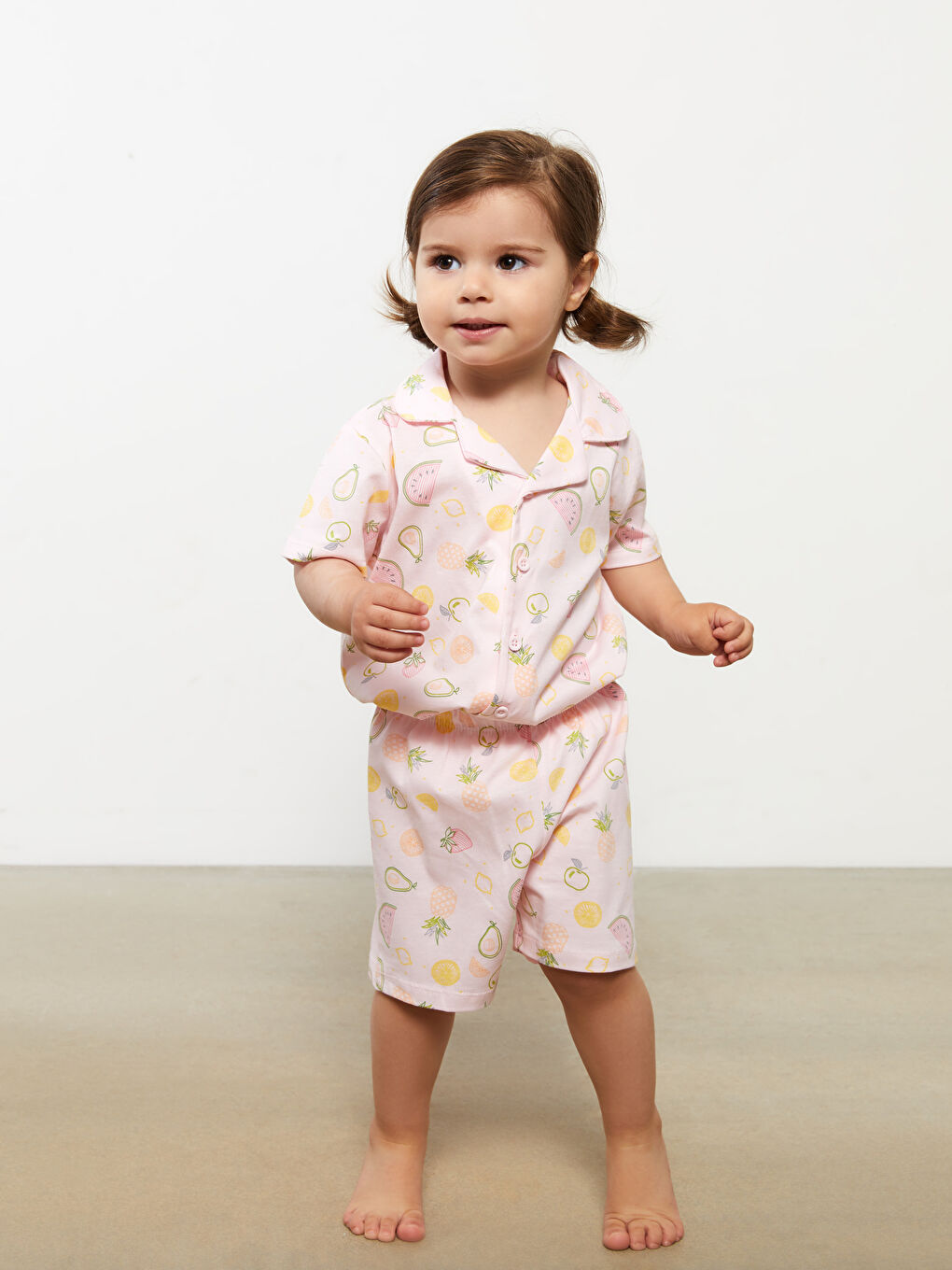 Пижамный комплект для малышек девочек с принтом, коротким рукавом и воротником поло из хлопка-1