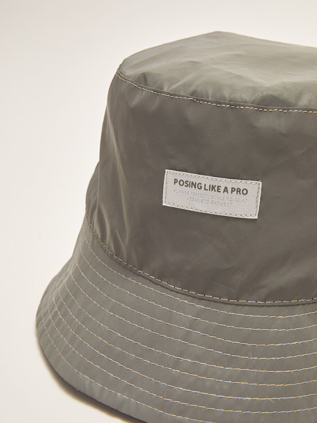 قبعة دلو مطبوعة للرجال-4