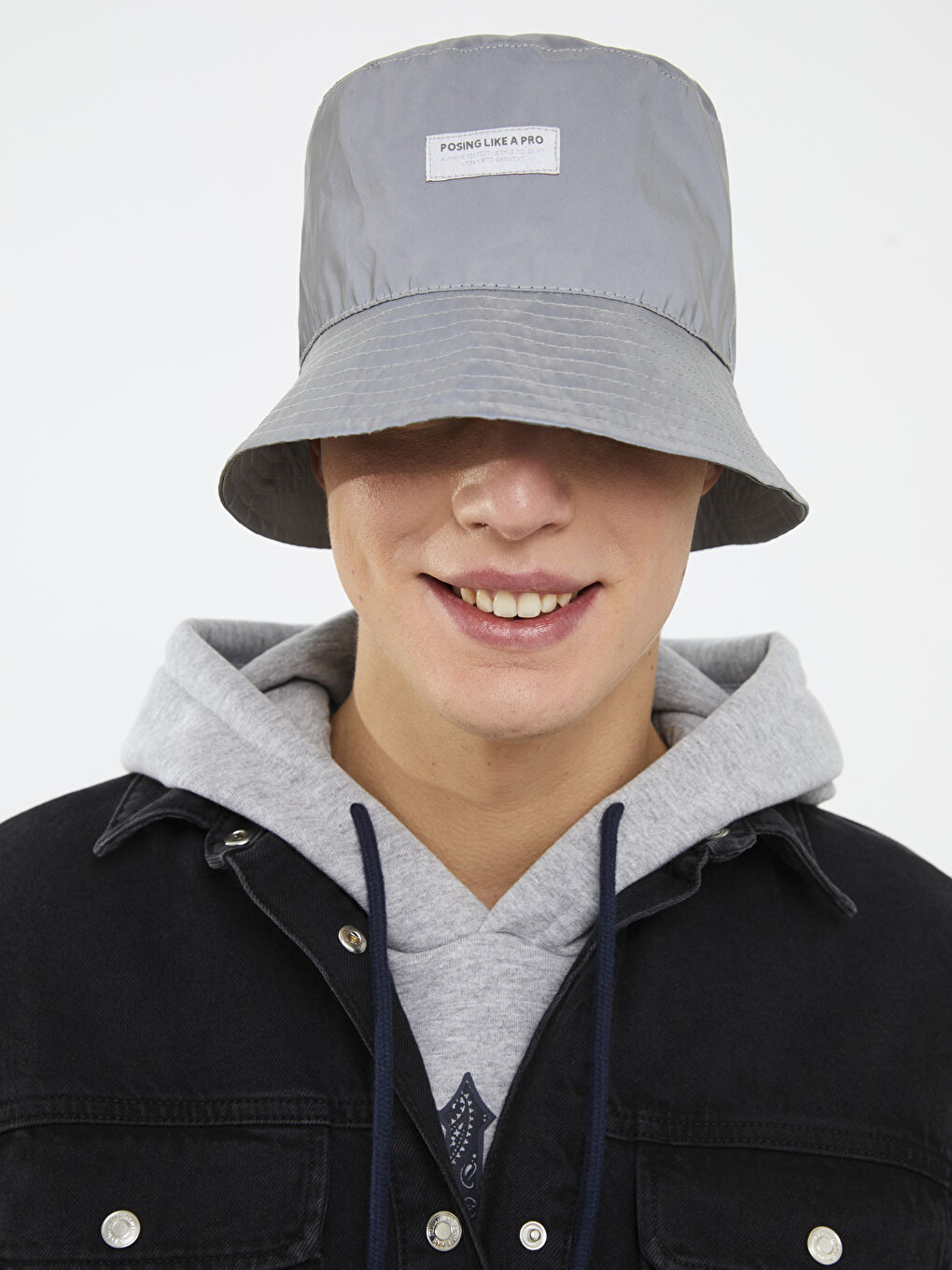 قبعة دلو مطبوعة للرجال