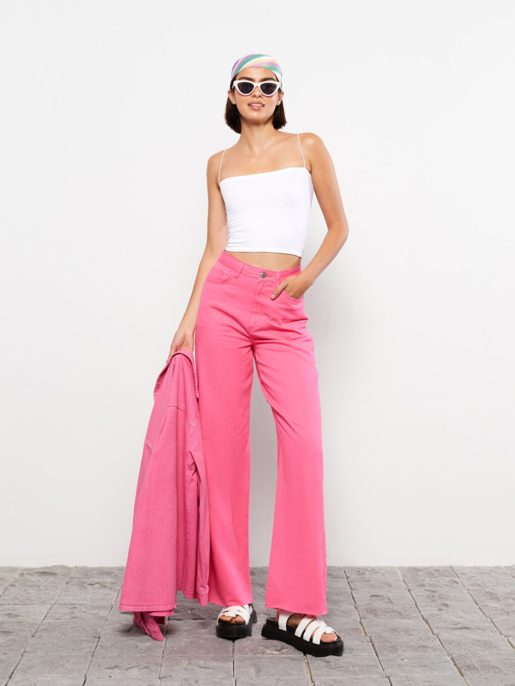 Standard Fit Regular Pocket Detailed Gabardine Women's Trousers