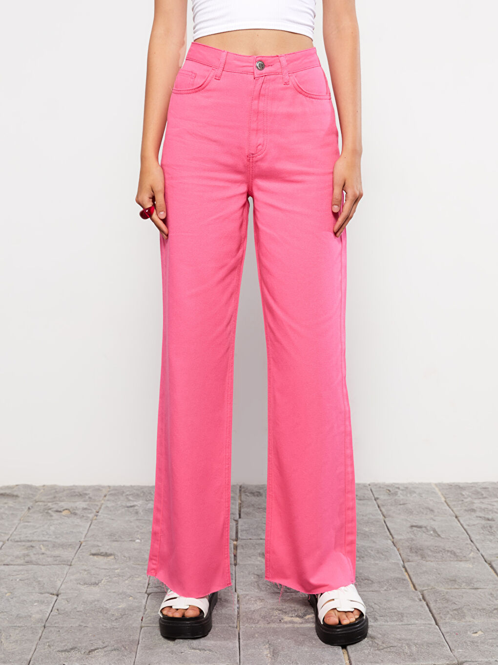 Standard Fit Regular Pocket Detailed Gabardine Women's Trousers-2