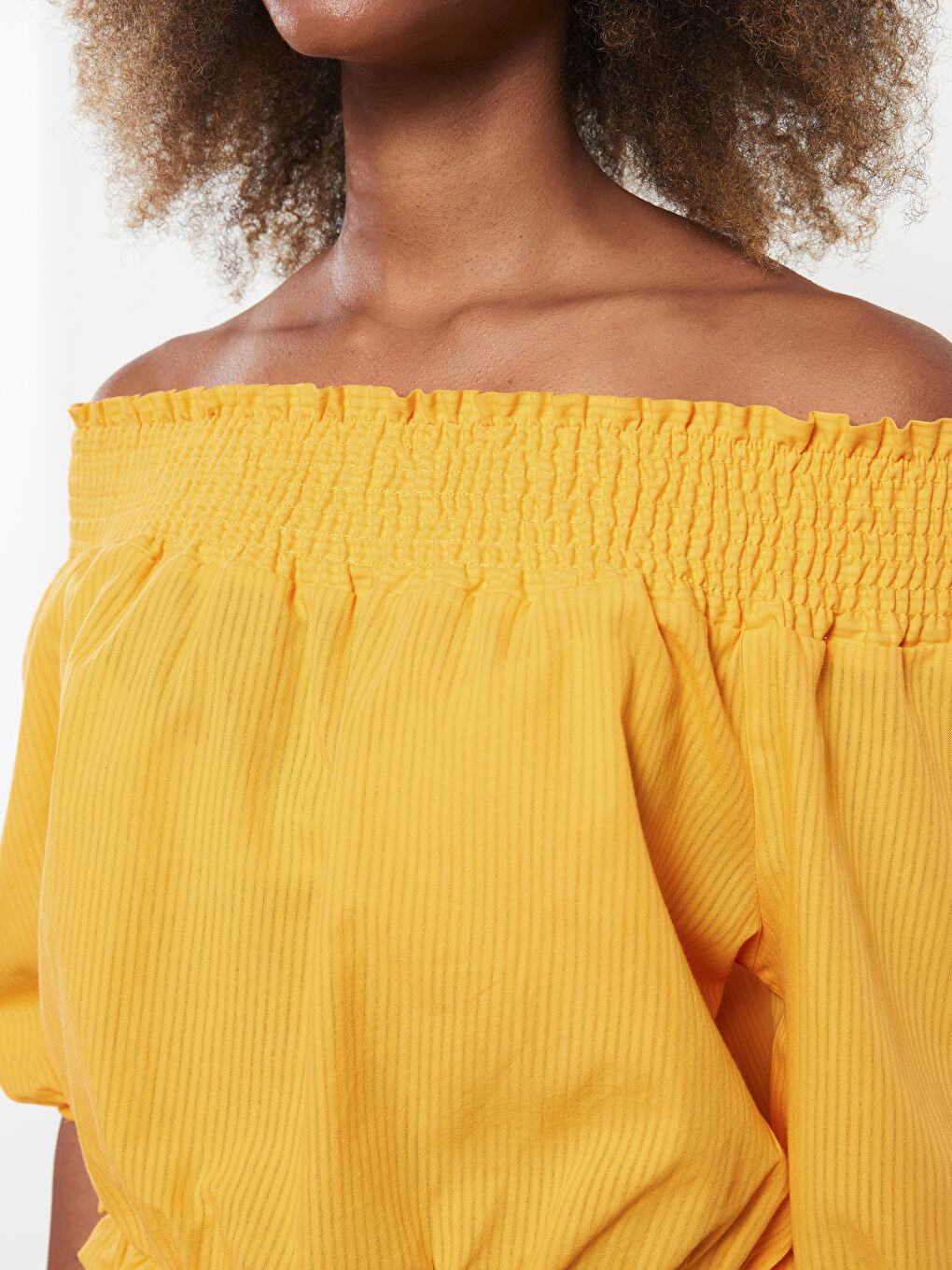 Turuncu Kayık Yaka Düz Kısa Kollu Poplin Kadın Bluz-3