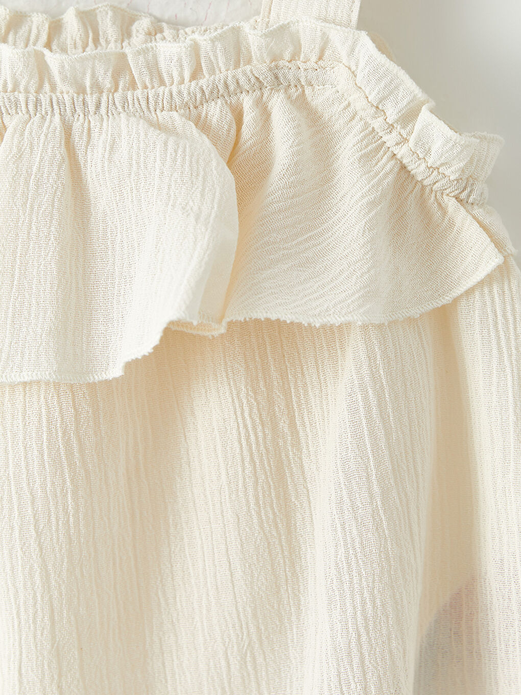 Ekru Kare Yaka Askılı Pamuklu Kız Bebek Bluz ve Şort 2'li Takım-3