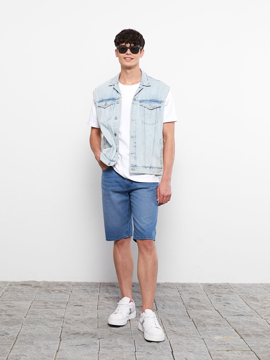 LCW Jeans Šorts standardnog kroja za muškarce od teksasa -S2KF46Z8-H45