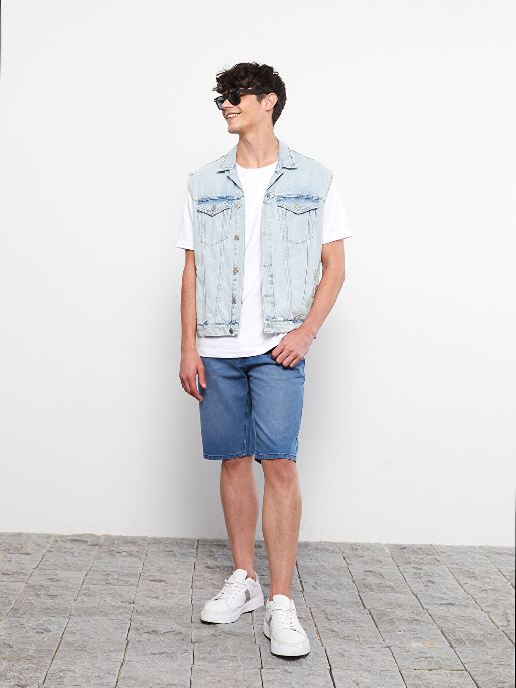 LCW Jeans Šorts standardnog kroja za muškarce od teksasa -S2KF46Z8-H45