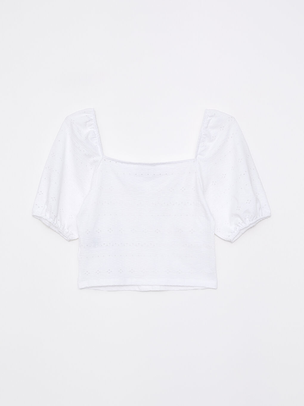 Beyaz Kare Yaka Nakışlı Kısa Kollu Kadın Bluz-6