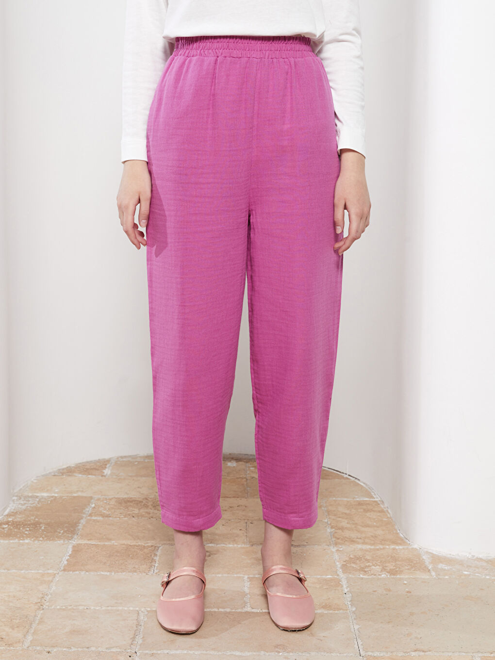 Elastic Waist Comfortable Fit Straight Muslin Fabric Women's Trousers-2