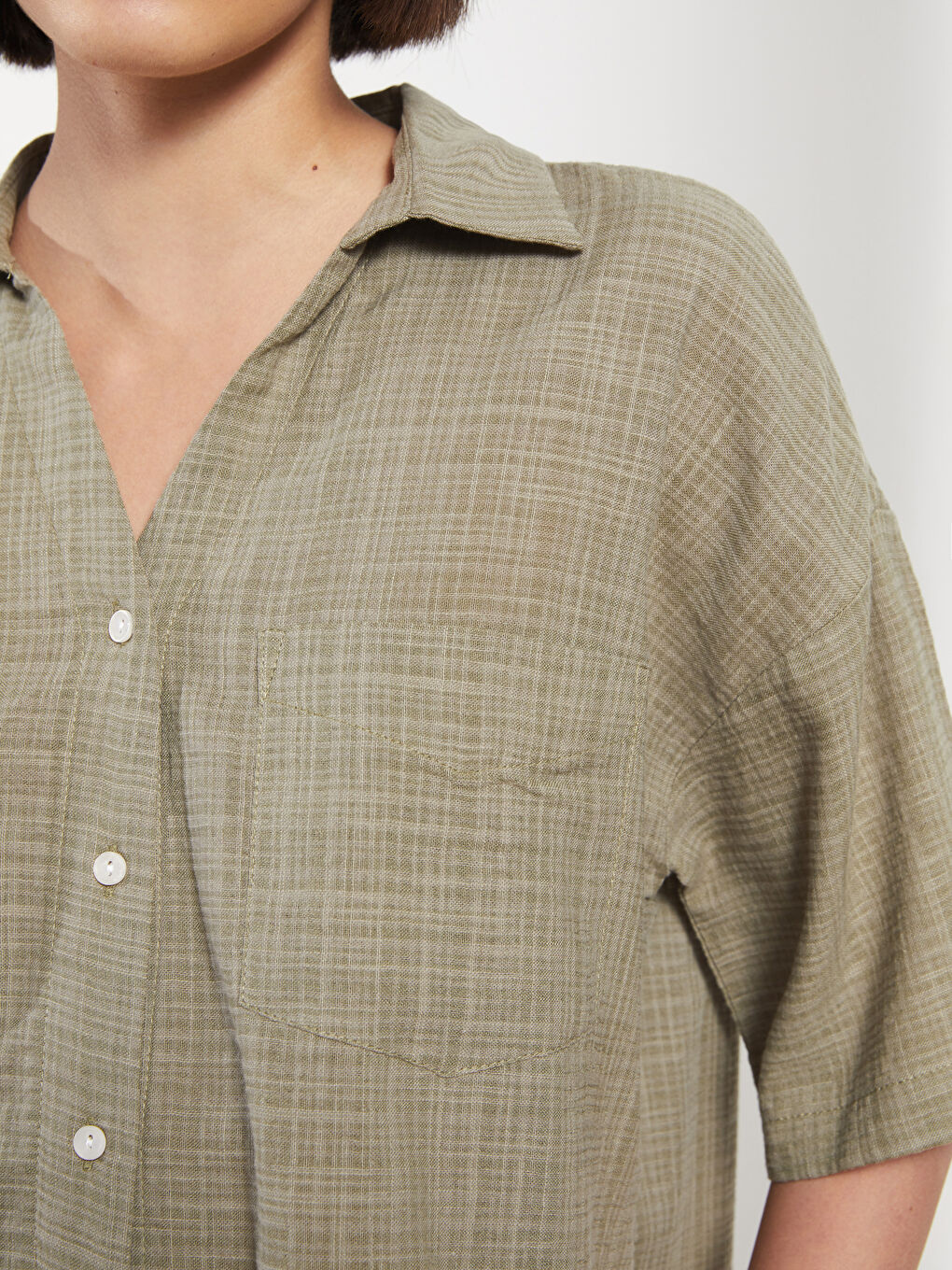 LCW Vision Front Button Closure Straight Short Sleeve Women's Shirt -S2KJ87Z8-GWK