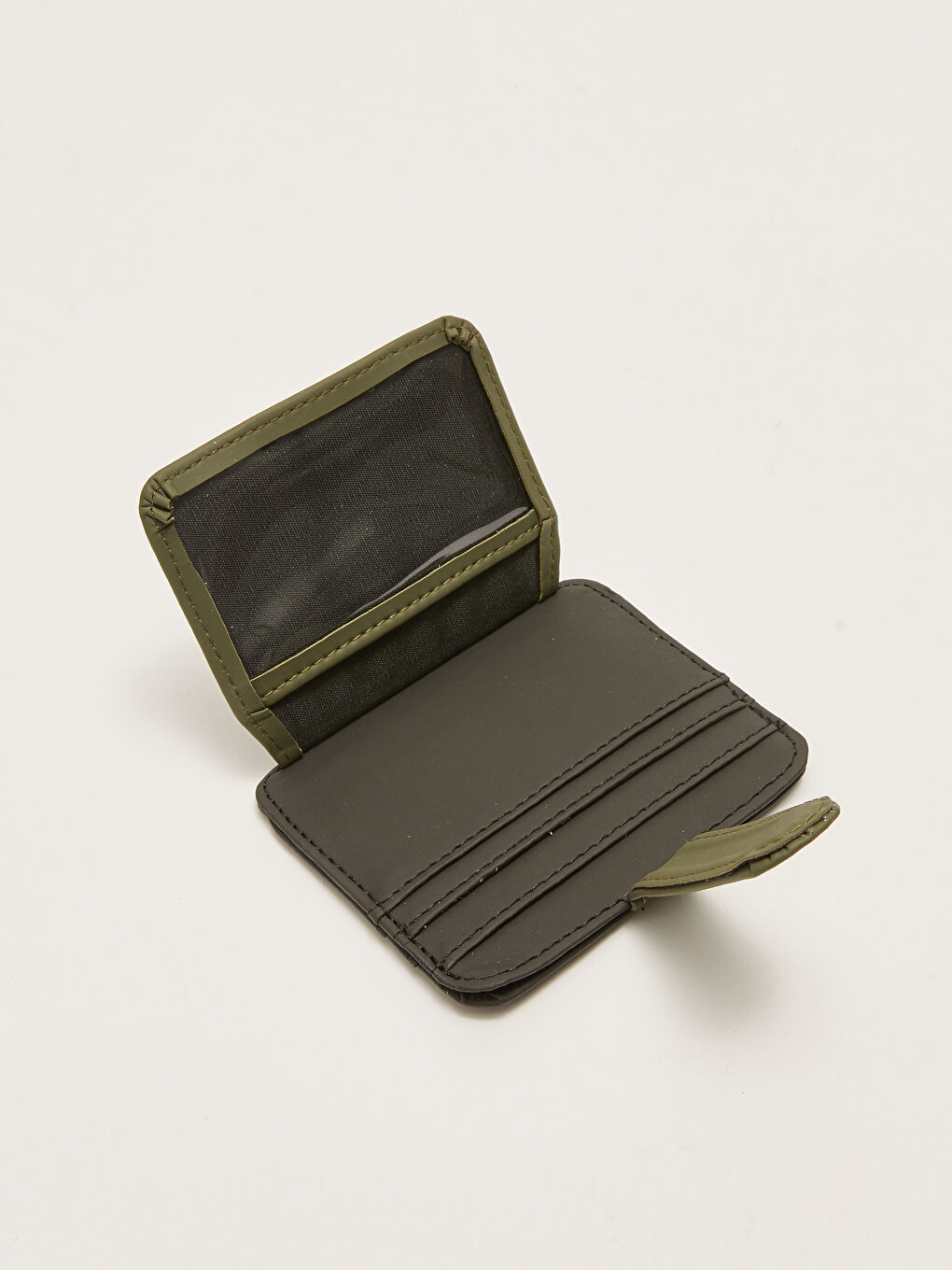 Haki Deri Görünümlü Erkek Kartlık-3
