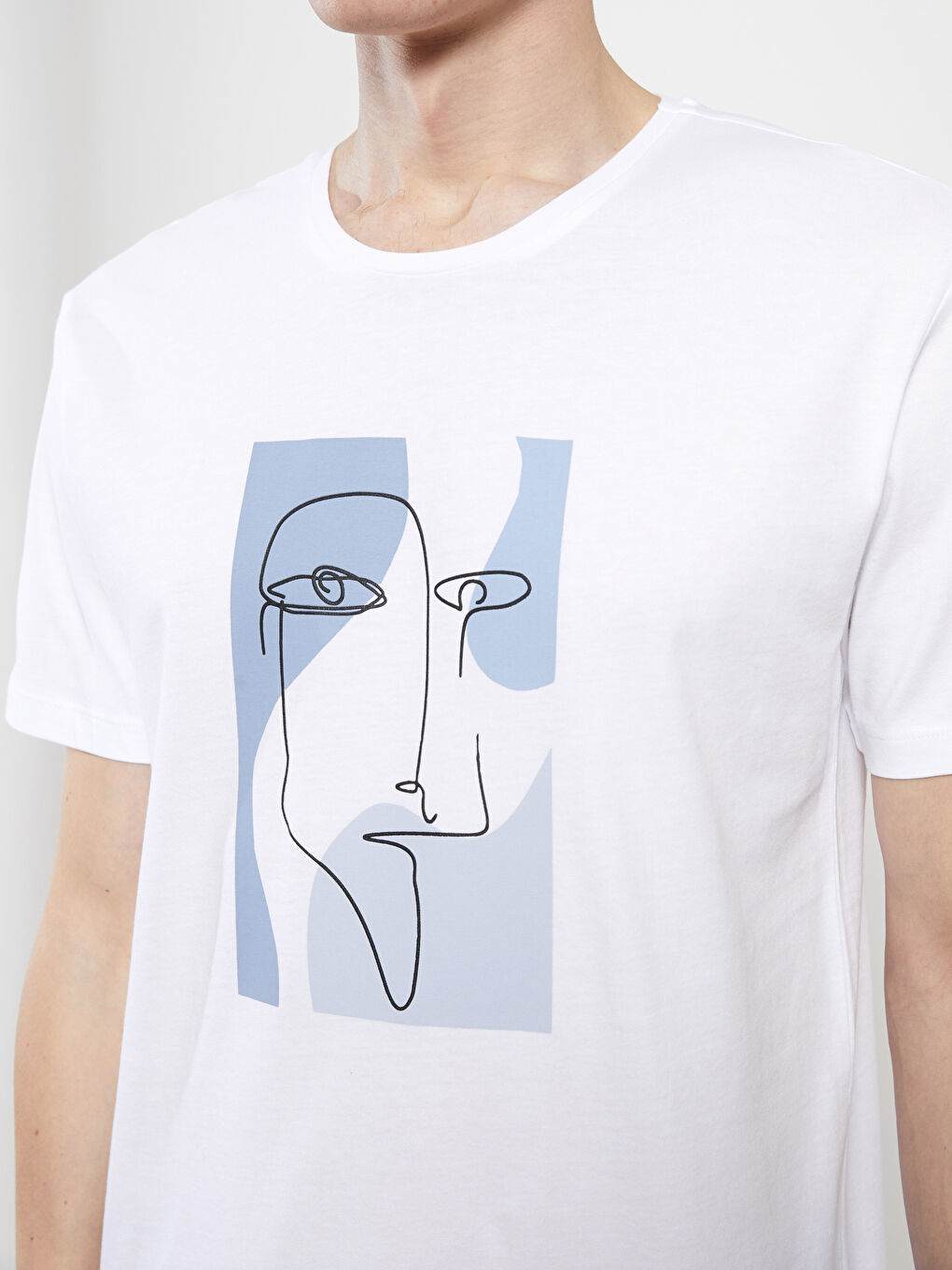 Beyaz Bisiklet Yaka Kısa Kollu Baskılı Penye Erkek Tişört-2