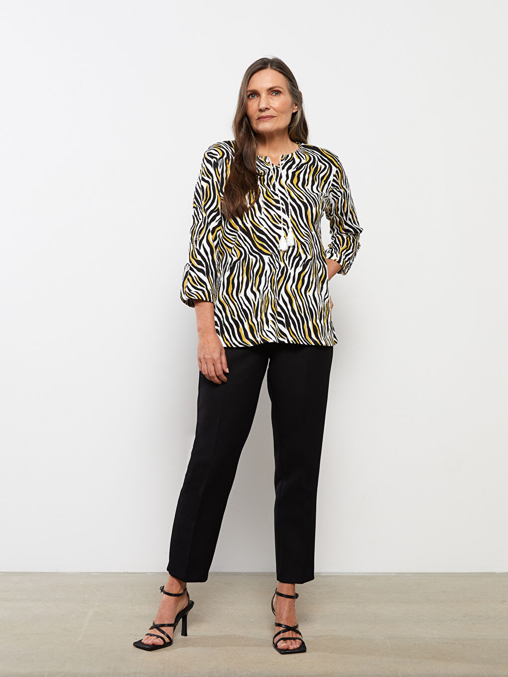 Tie Neck Patterned Women's T-Shirt-2