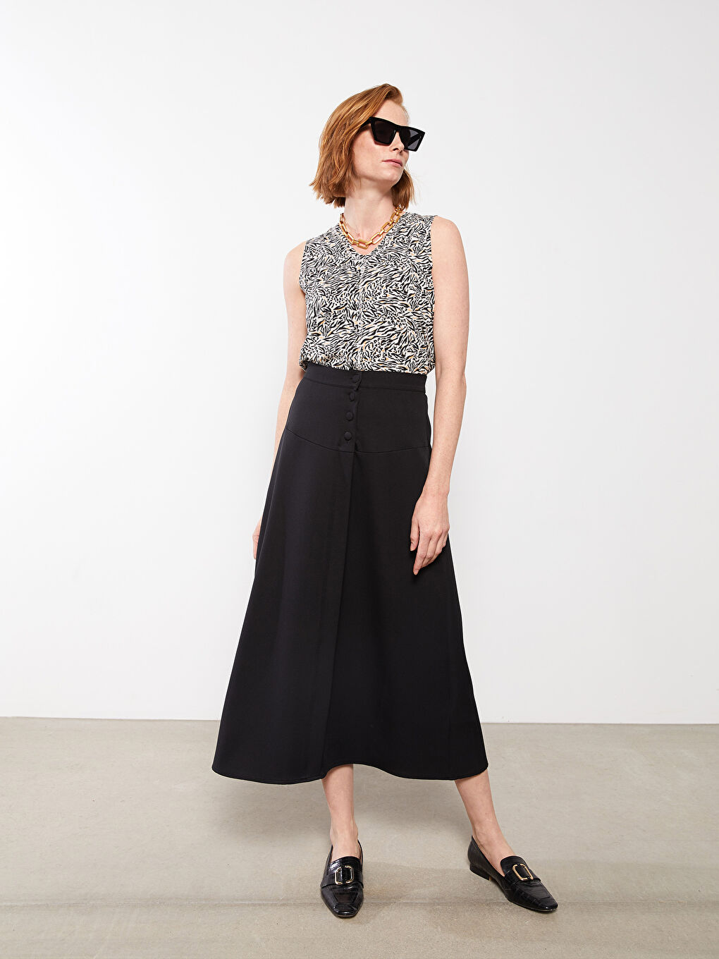 Siyah Beli Lastikli Düz A Kesim Kadın Etek