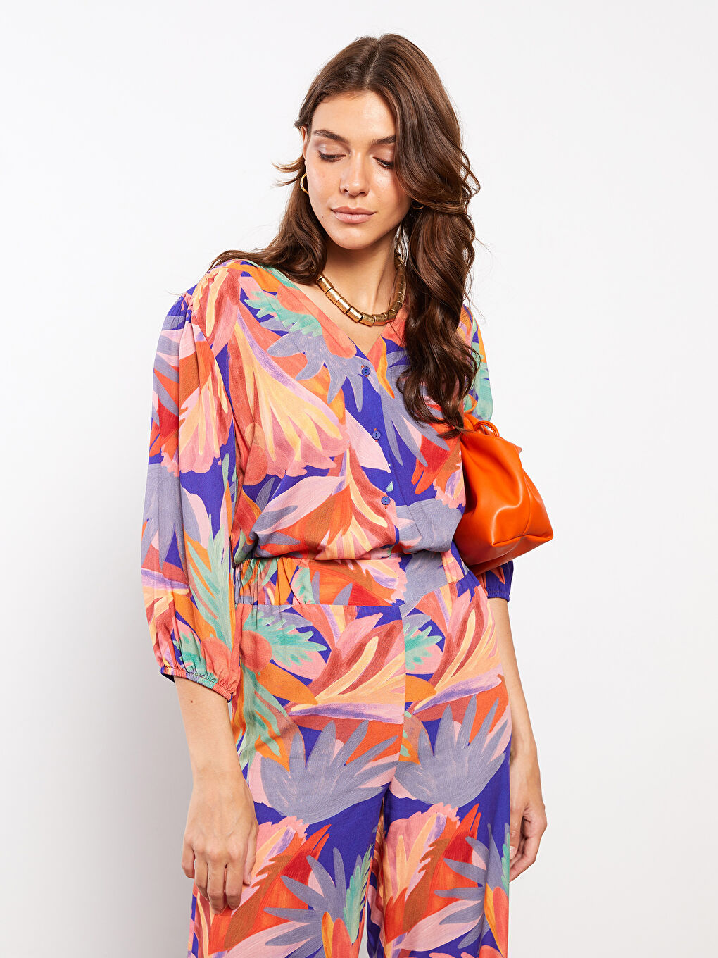 Karışık V Yaka Desenli Viskon Kadın Bluz