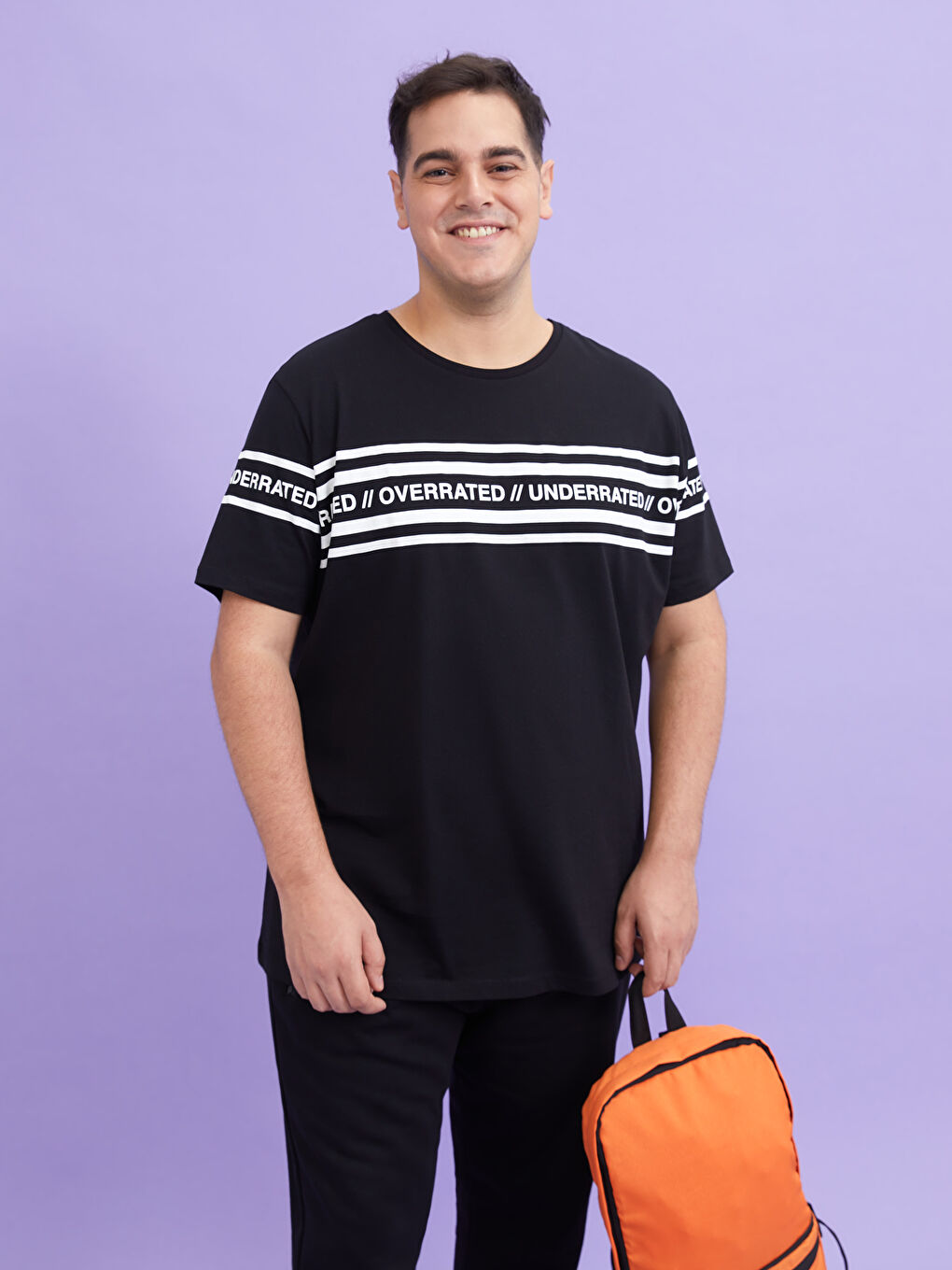 Siyah Bisiklet Yaka Kısa Kollu Baskılı Penye Büyük Beden Erkek Tişört