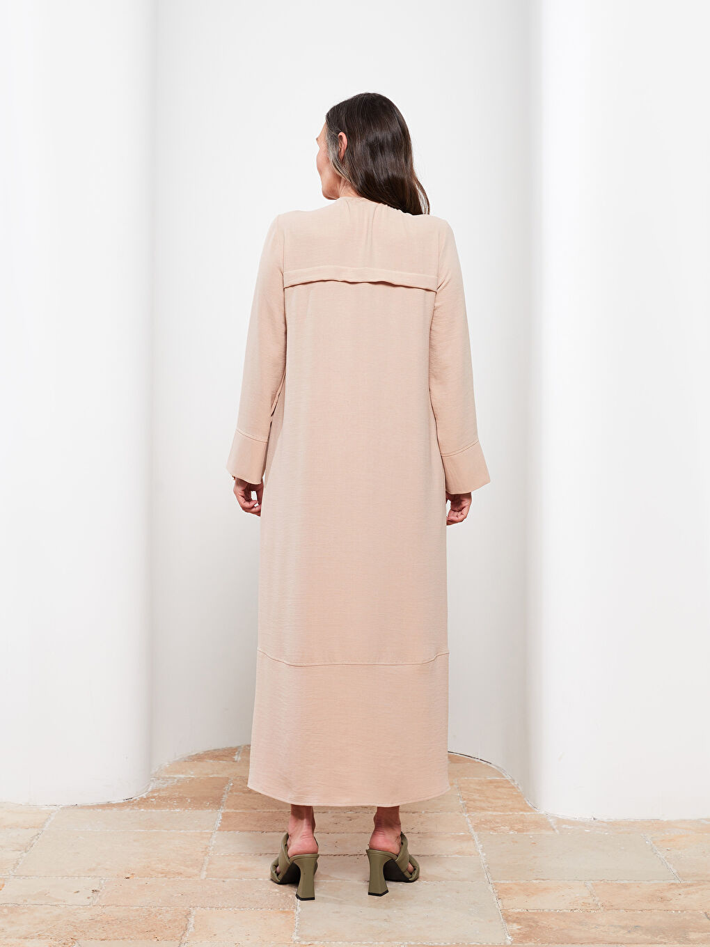 Bej Bisiklet Yaka Düz Uzun Kollu A Kesim Kadın Ferace-4