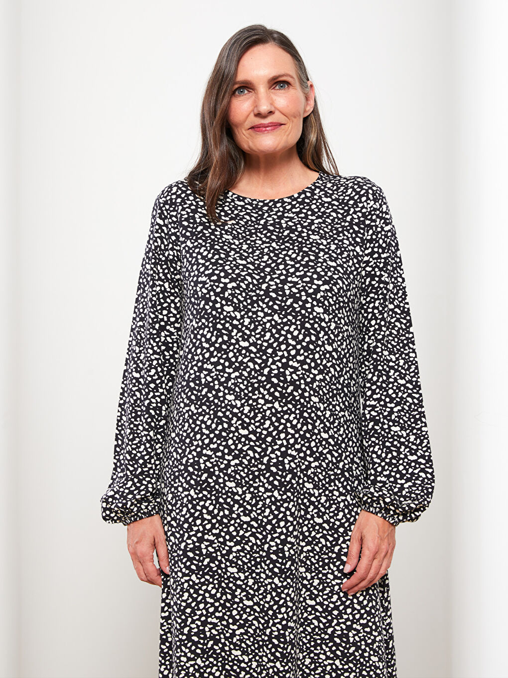 فستان نساء فورم كم طويل مطبوع كول مدور-2