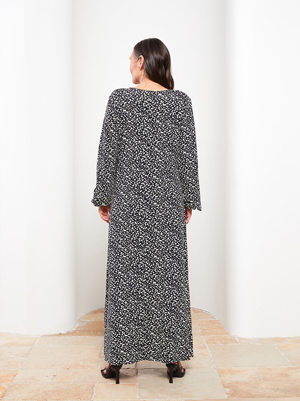 فستان نساء فورم كم طويل مطبوع كول مدور-3