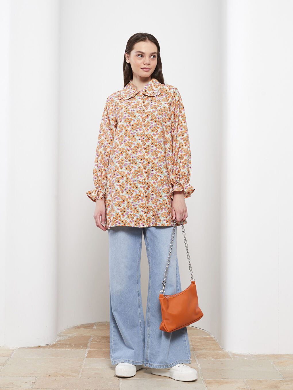 Turuncu Bebe Yaka Çiçekli Uzun Kollu Kadın Tunik