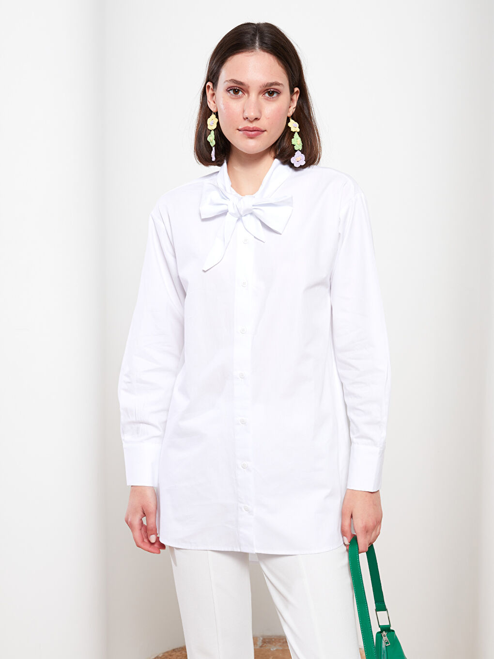 Ekru Bağlamalı Yaka Düz Uzun Kollu Poplin Kadın Tunik