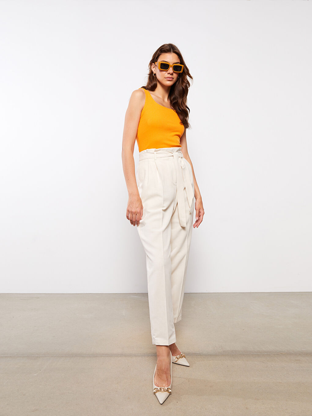 Gri Kadın Rahat Kalıp Düz Pantolon-3