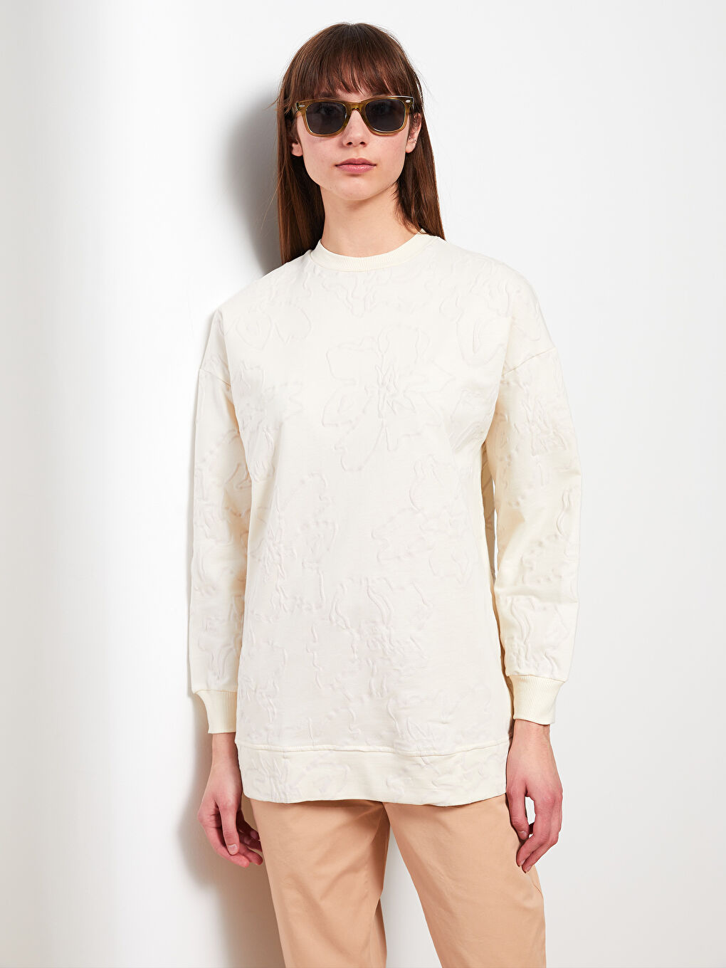 Ekru Bisiklet Yaka Kendinden Desenli Uzun Kollu Kadın Sweatshirt Tunik