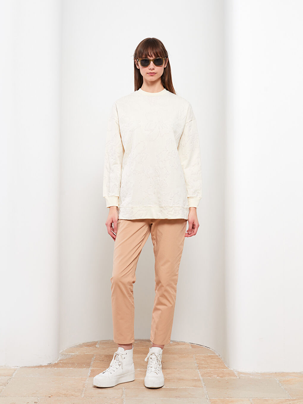 Ekru Bisiklet Yaka Kendinden Desenli Uzun Kollu Kadın Sweatshirt Tunik-1