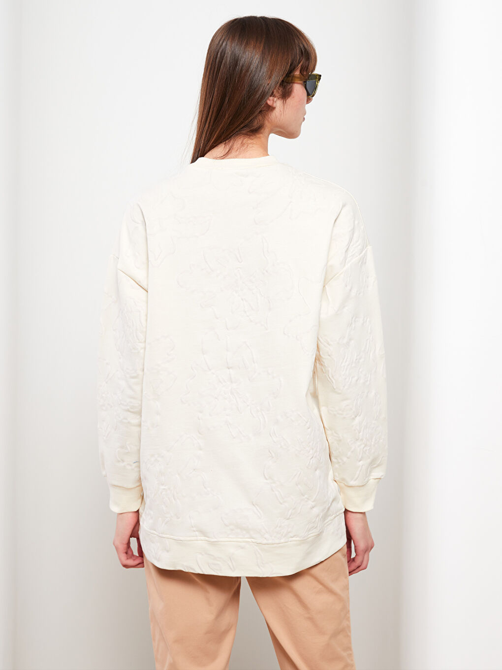 Ekru Bisiklet Yaka Kendinden Desenli Uzun Kollu Kadın Sweatshirt Tunik-3