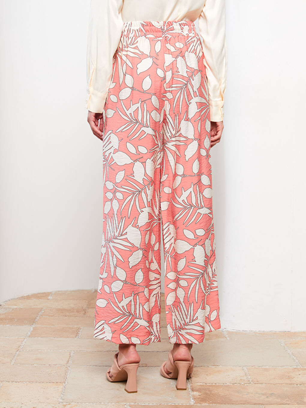 Pembe Beli Lastikli Desenli Kadın Pantolon-4