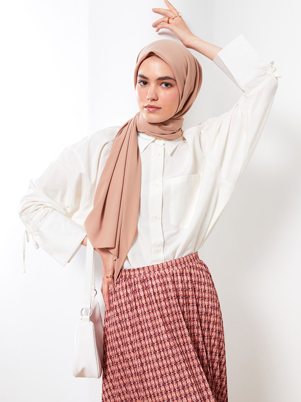 Bej Kadın Düz Medine İpeği Şal-2