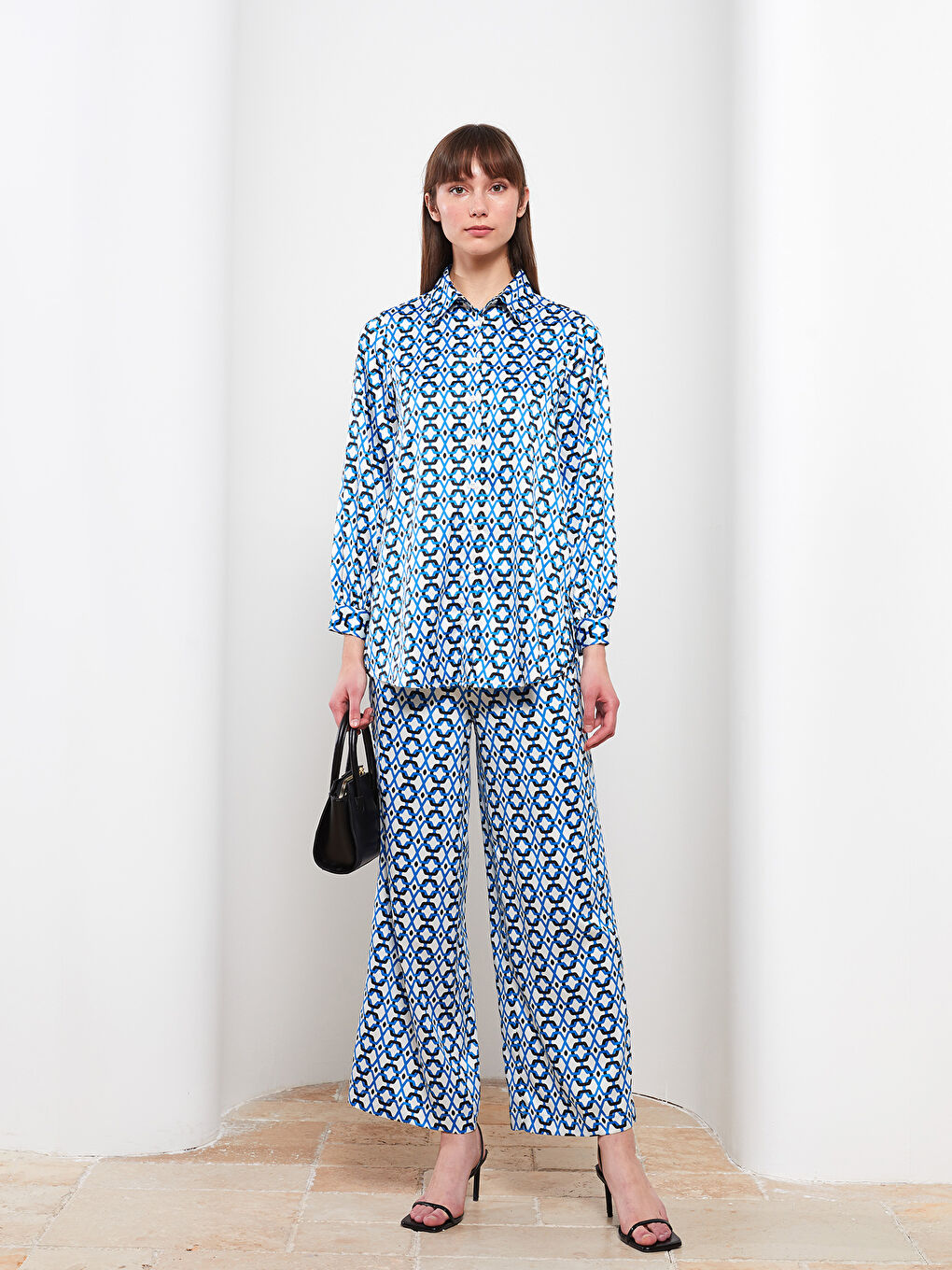 Mavi Desenli Saten Kadın Gömlek Tunik-1