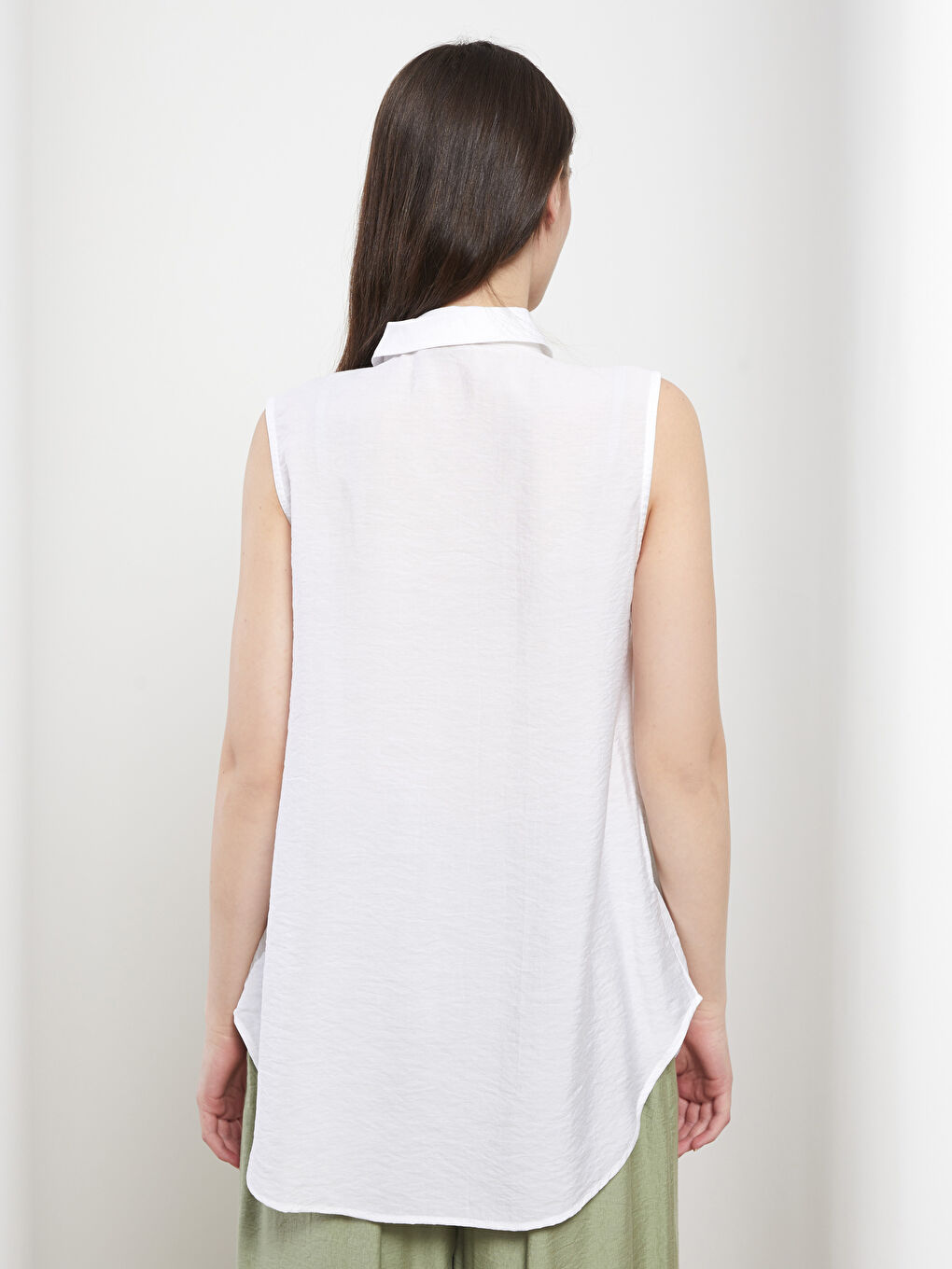 Beyaz Kadın Gömlek Yaka Düz Kolsuz Tunik-4