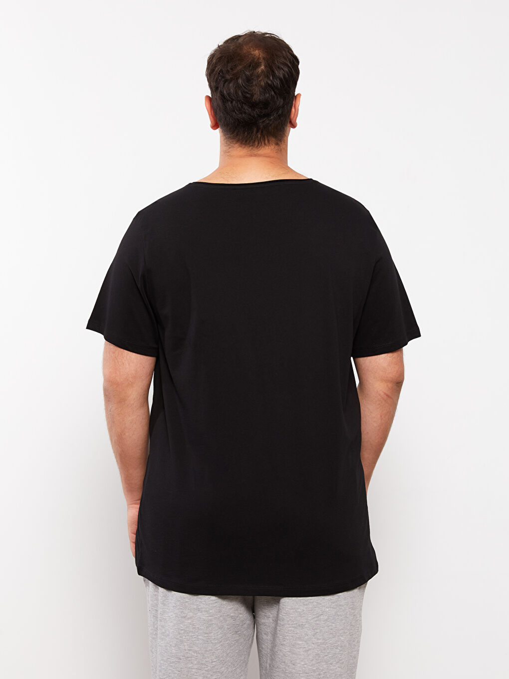 Siyah Bisiklet Yaka Penye Erkek Tişört-4