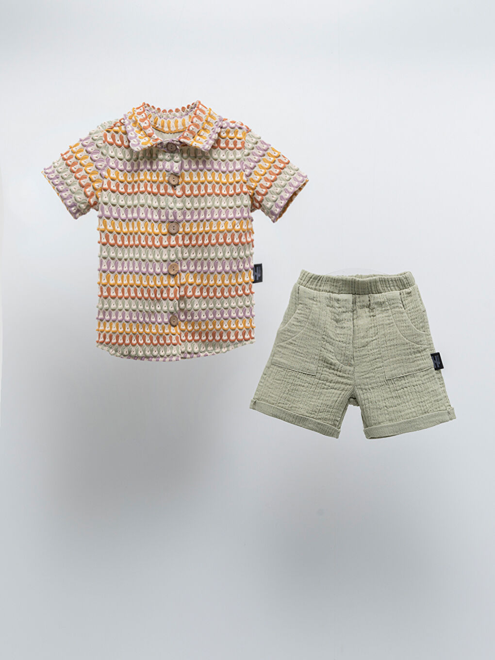 Haki Desenli Kısa Kollu Çocuk Gömlek ve Şort