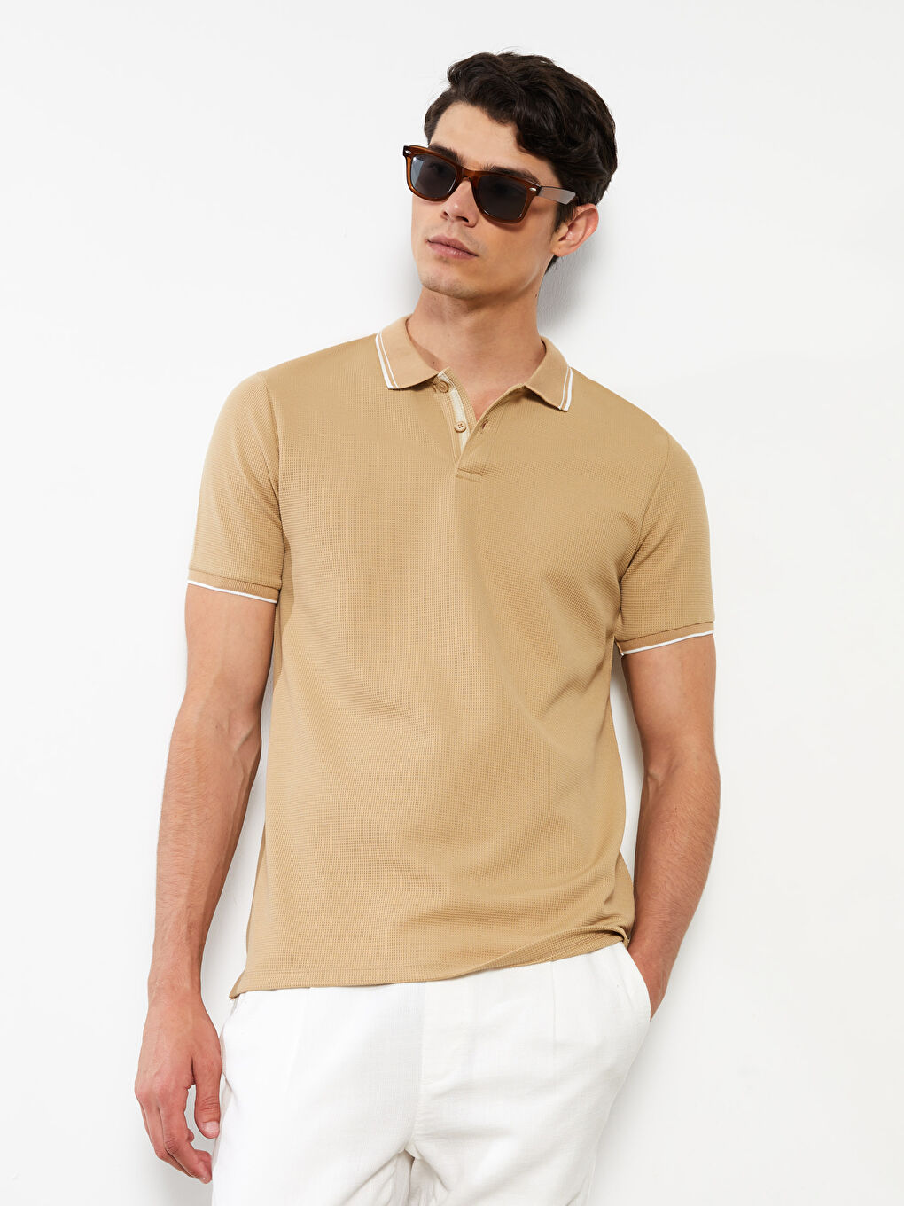 Bej Polo Yaka Kısa Kollu Erkek Tişört-1