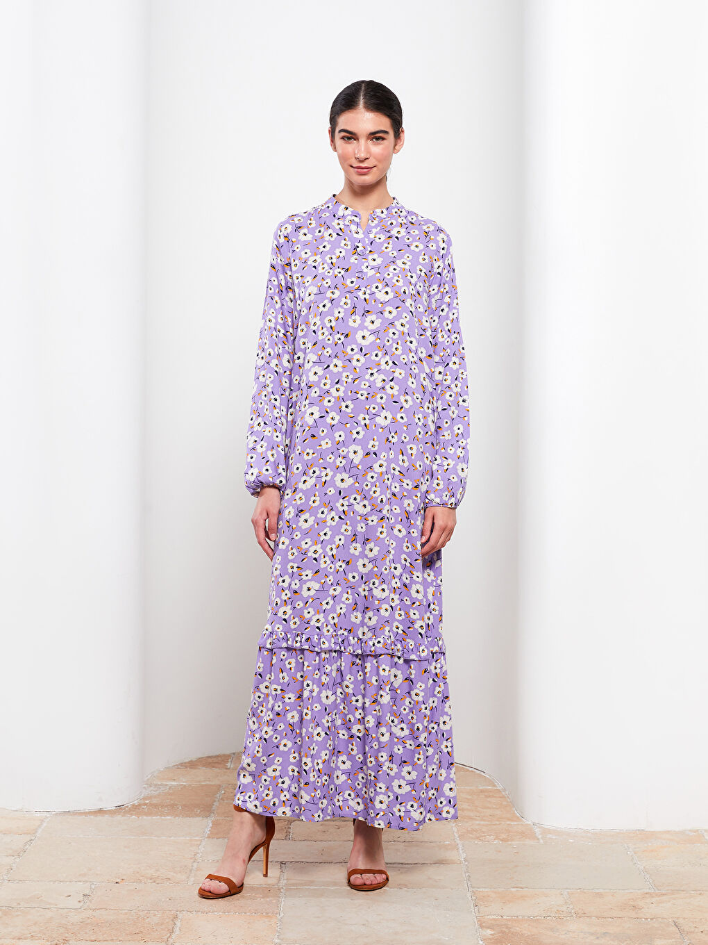 LCW Modest Mor Hakim Yaka Çiçekli Uzun Kollu Viskon Kadın Elbise