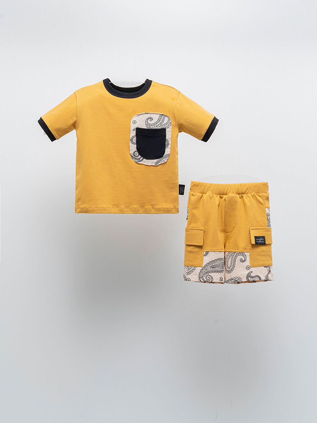 Sarı Bisiklet Yaka Kısa Kollu Baskılı Bebek Tişört ve Şort 2'li