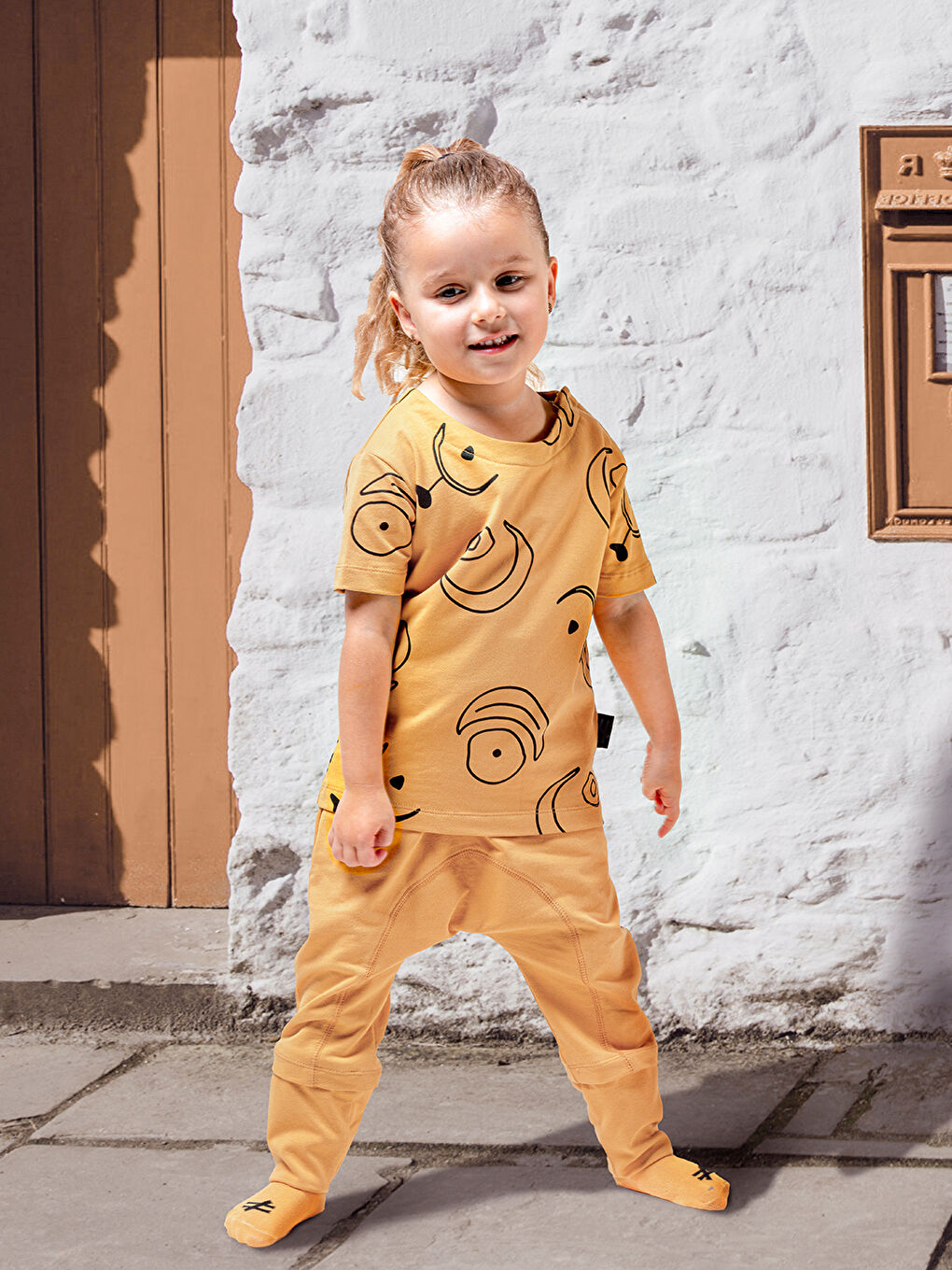 Sarı Bisiklet Yaka Kısa Kollu Bebek Tişört ve Eşofman Alt 2'li