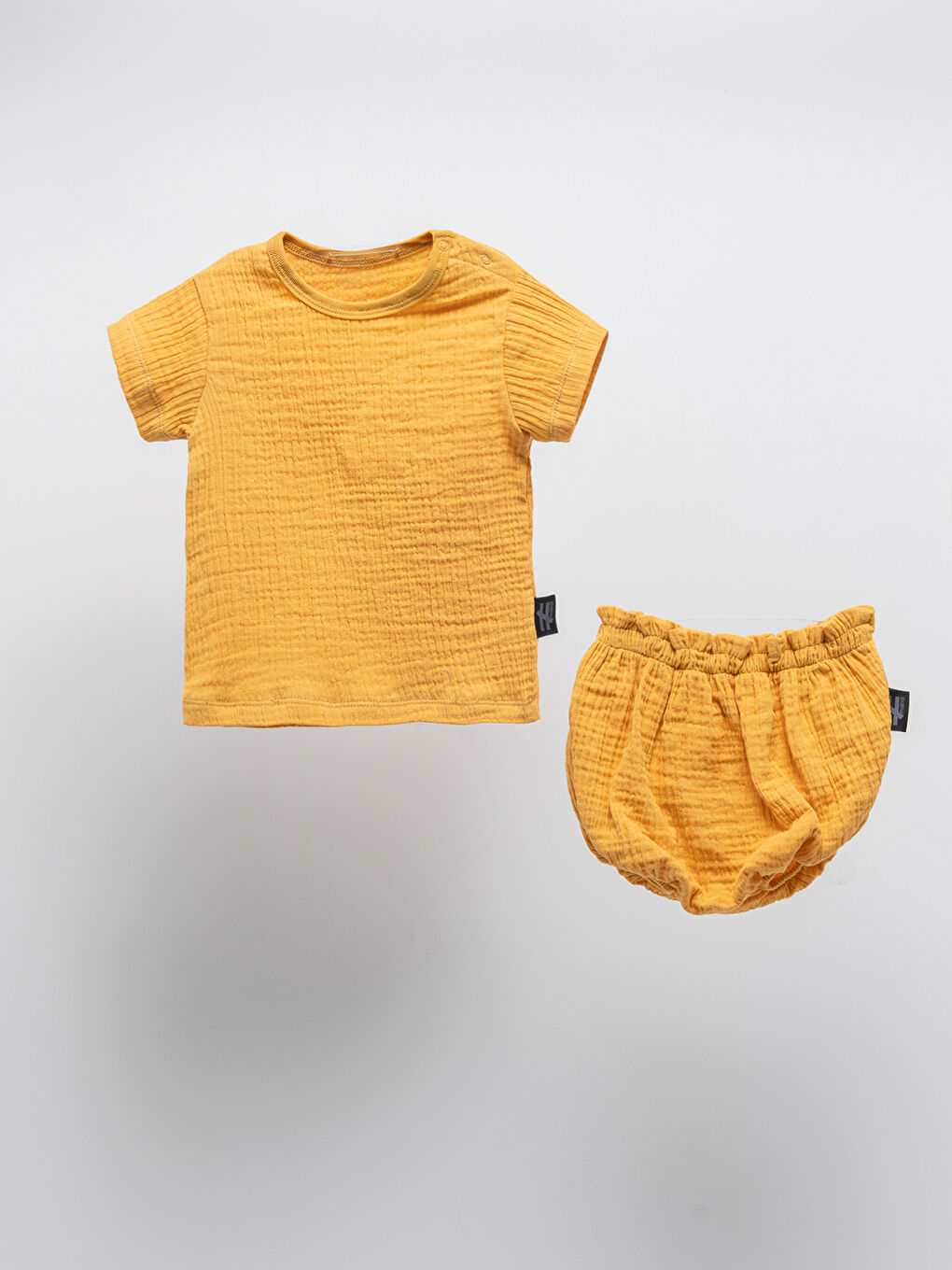 Sarı Kapüşonlu Kısa Kollu Bebek Tişört ve Şort 2'li