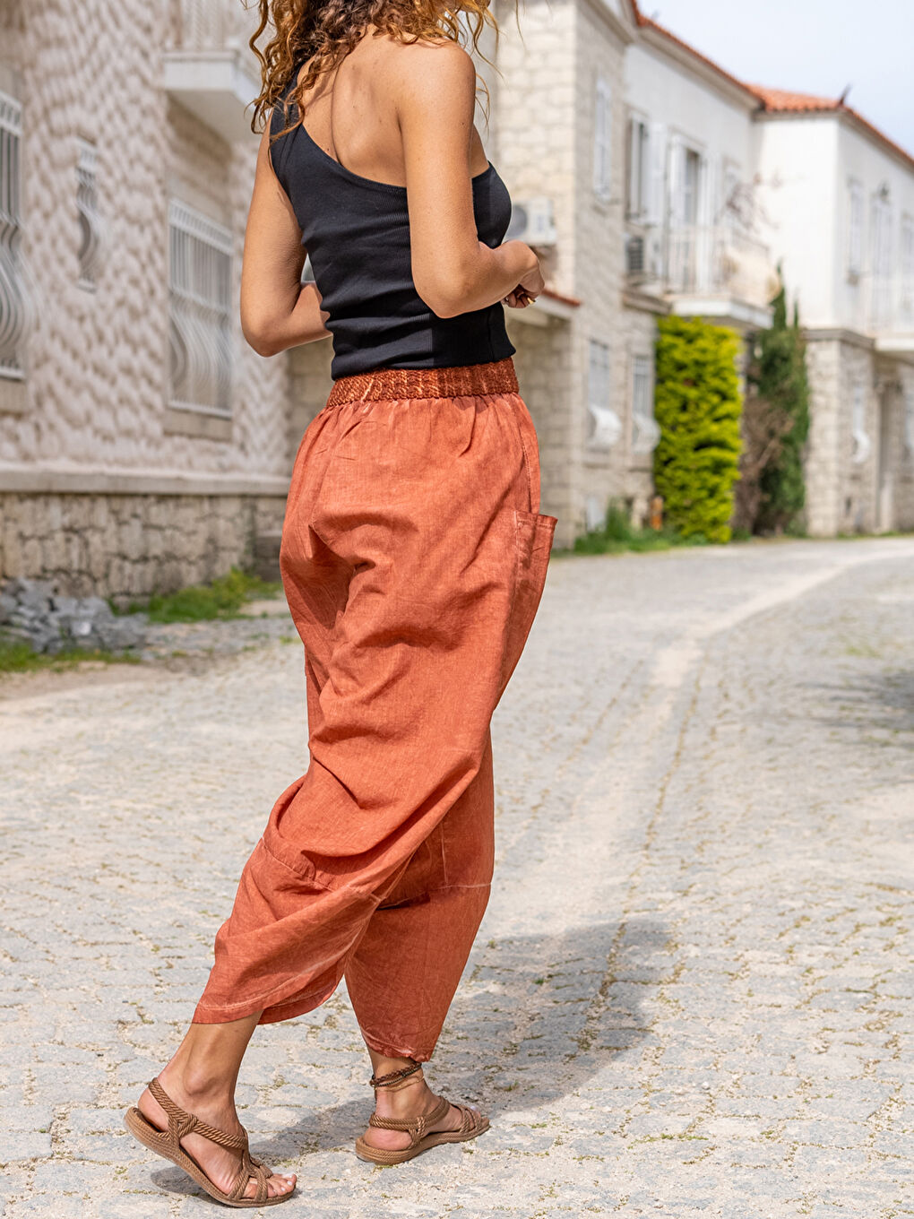 Kahverengi Beli Lastikli Düz Cep Detaylı Keten Kadın Şalvar Pantolon-2