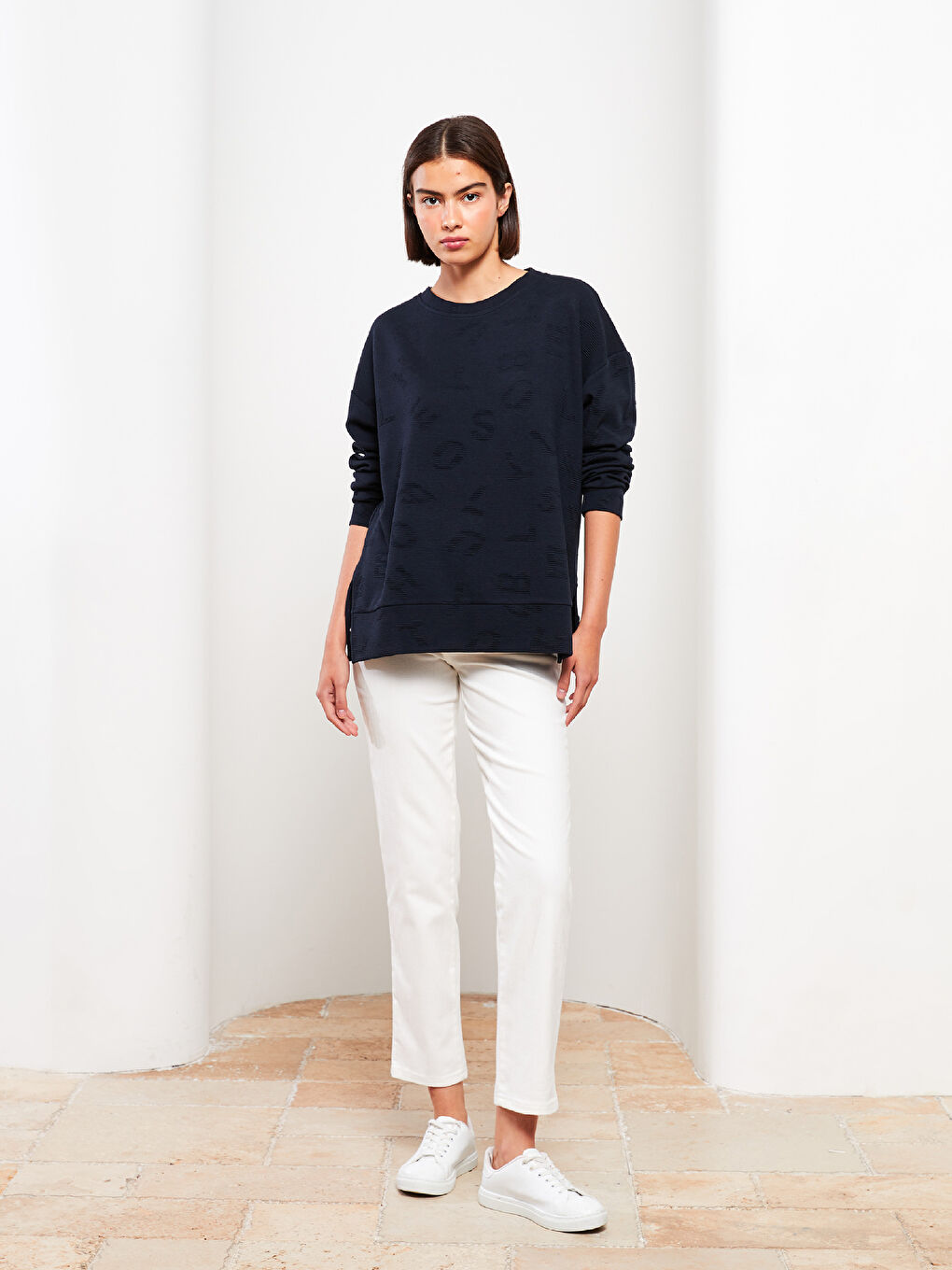 Standard Fit Regular Pocket Detailed Women's Trousers-1