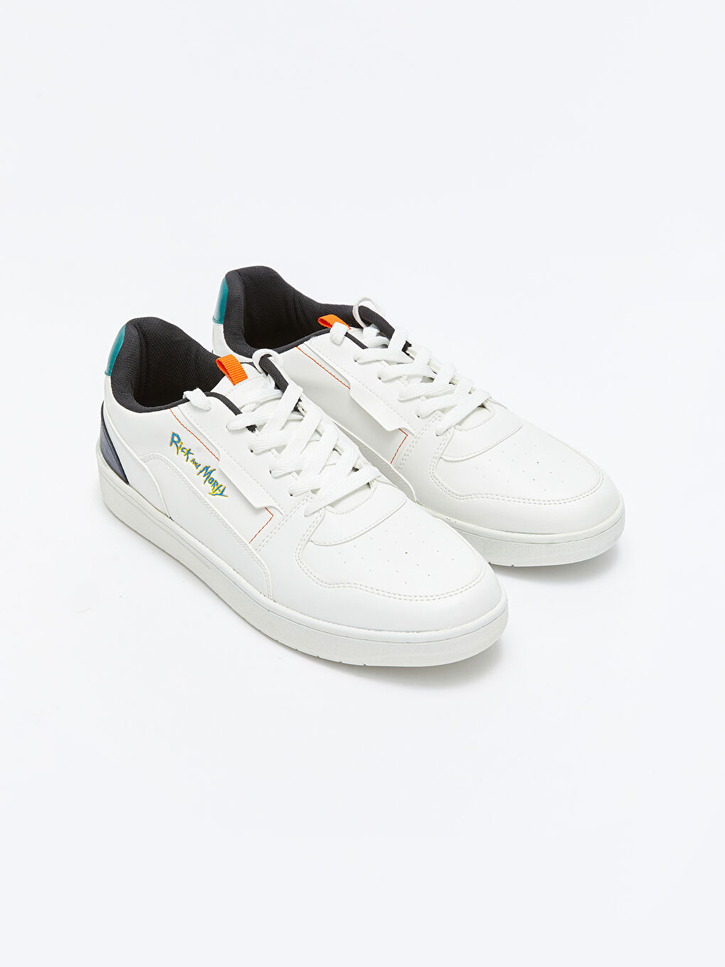 Beyaz Rick And Morty Lisanslı Bağcıklı Erkek Spor Ayakkabı