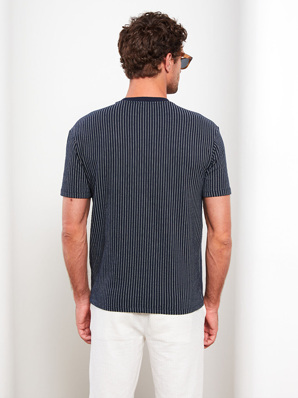 Lacivert Bisiklet Yaka Kısa Kollu Çizgili Erkek Tişört-4