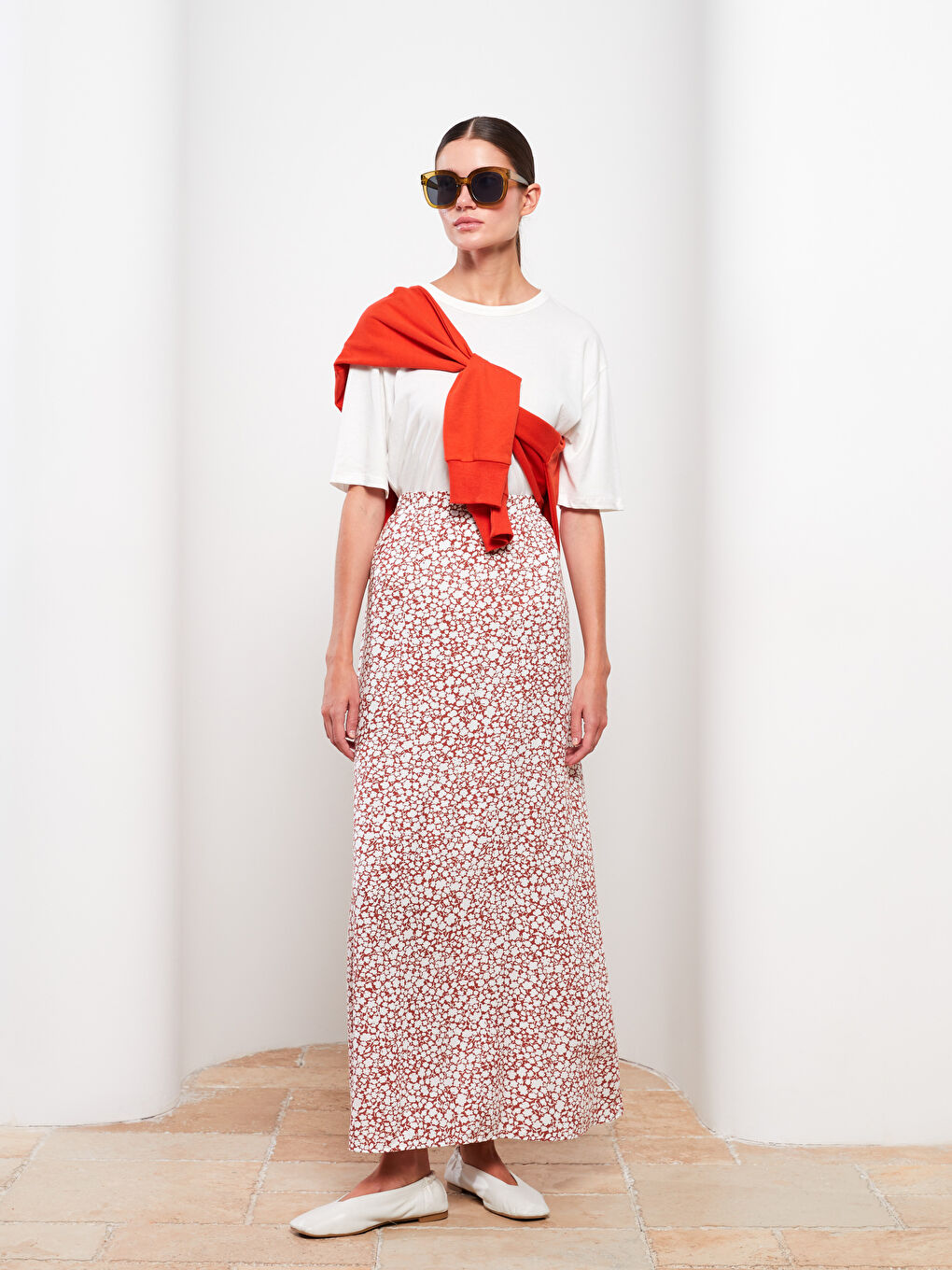 Kahverengi Beli Lastikli Desenli Viskon Kadın Kloş Etek-1