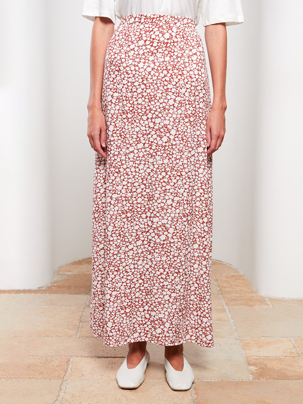 Kahverengi Beli Lastikli Desenli Viskon Kadın Kloş Etek-3