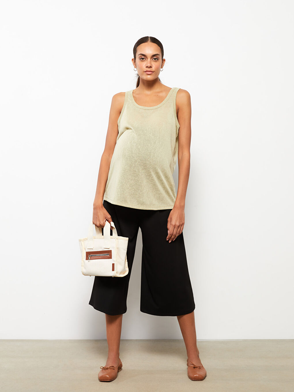 Siyah Beli Lastikli Düz Hamile Kapri-1