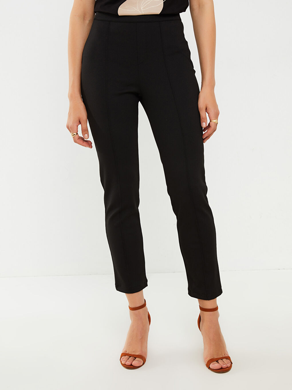 Siyah Kadın Dar Fit Düz Pantolon-4