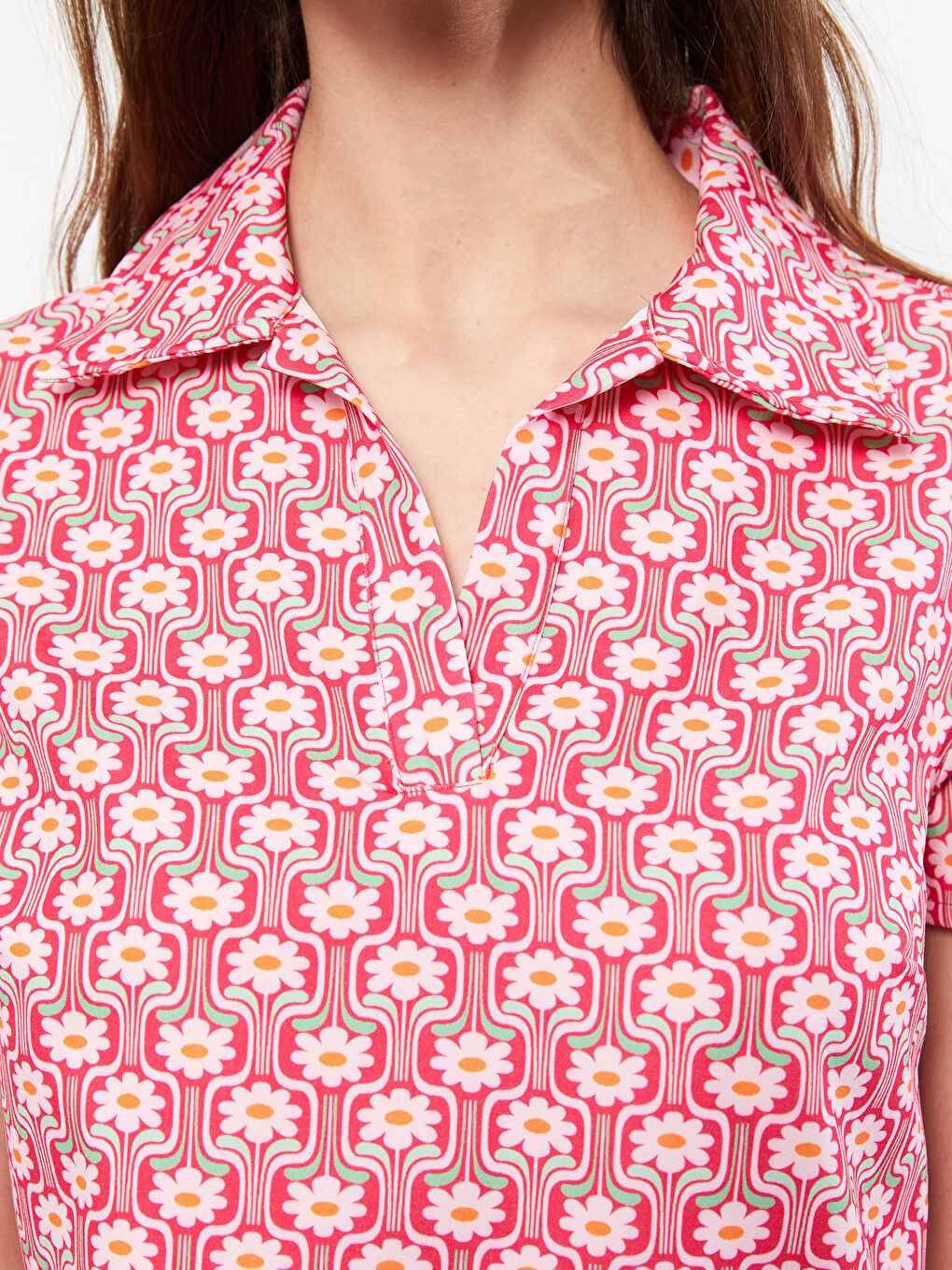 Pembe Gömlek Yaka Desenli Kısa Kollu Kadın Bluz-3